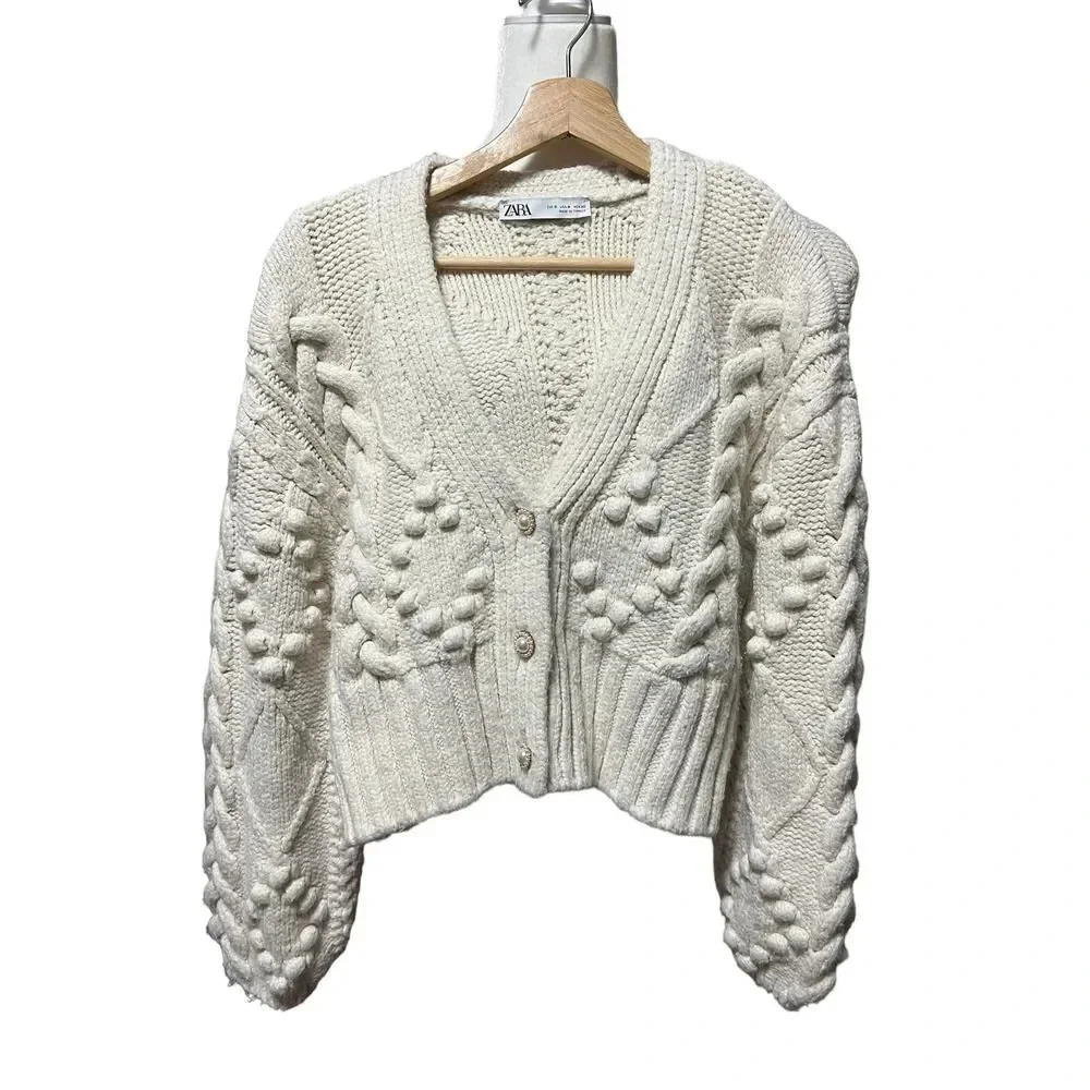 Zara knit cardigan with jewel buttons - Picture 2 of 12